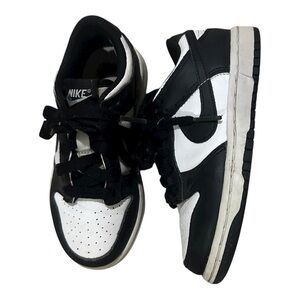 Nike Dunk Low Black+White “PANDA” Sneakers Kids size 10.5C